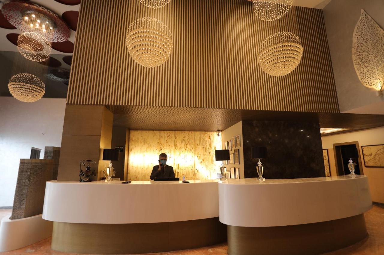 ホテル The Imperial Grand ウッジャイン エクステリア 写真