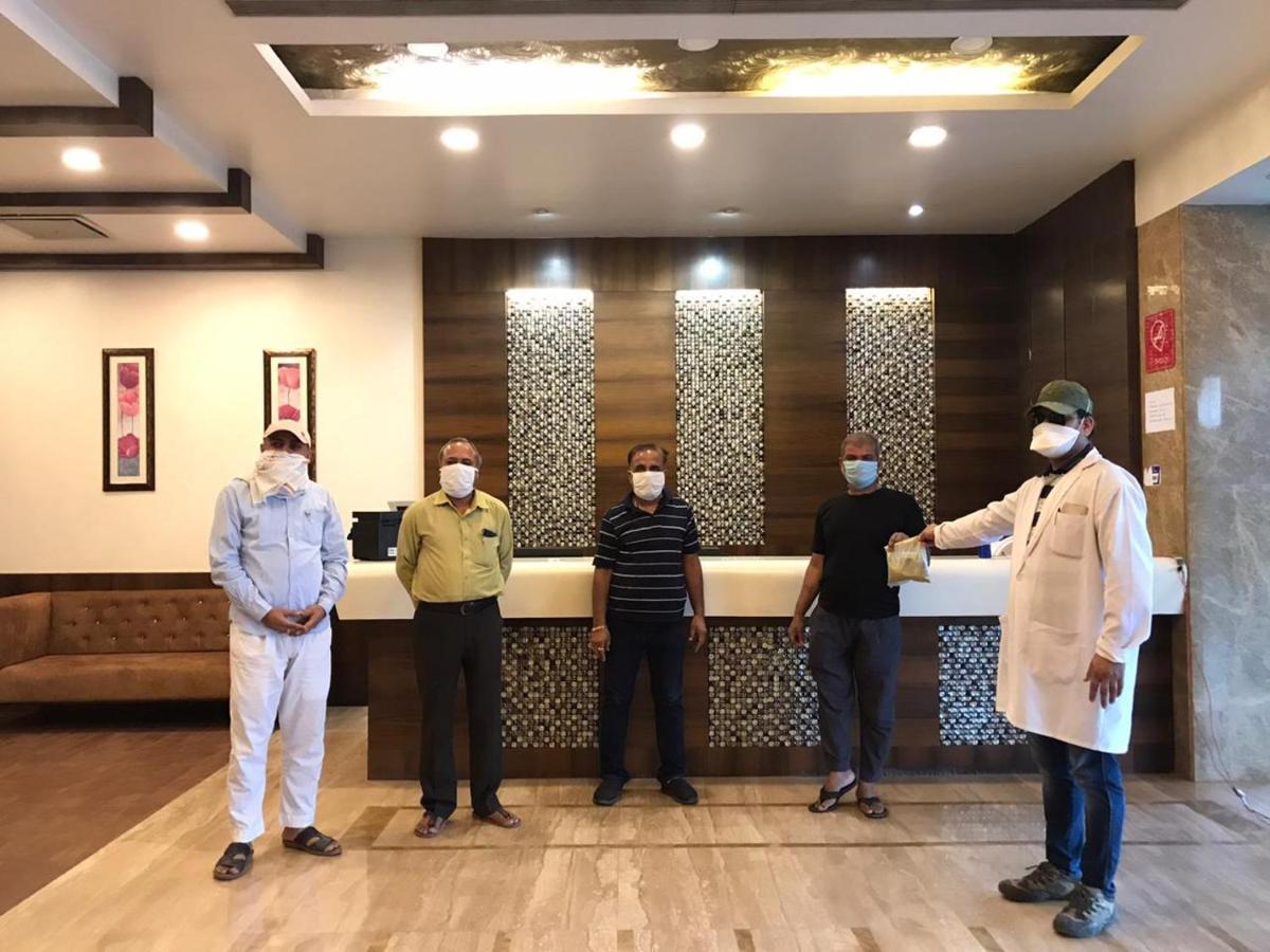 ホテル The Imperial Grand ウッジャイン エクステリア 写真