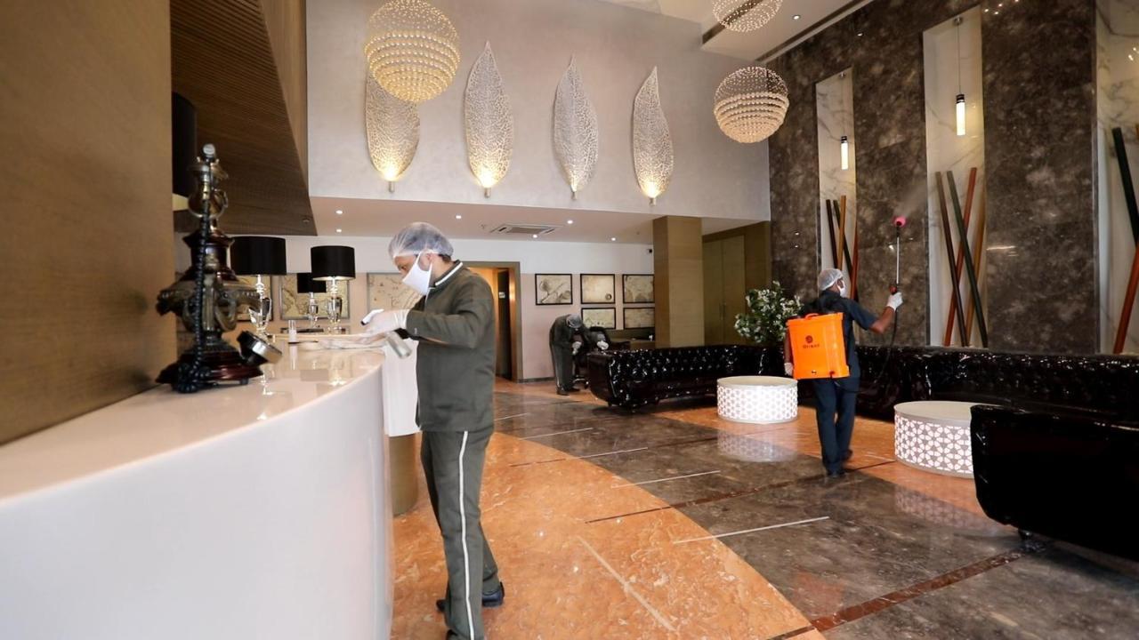 ホテル The Imperial Grand ウッジャイン エクステリア 写真