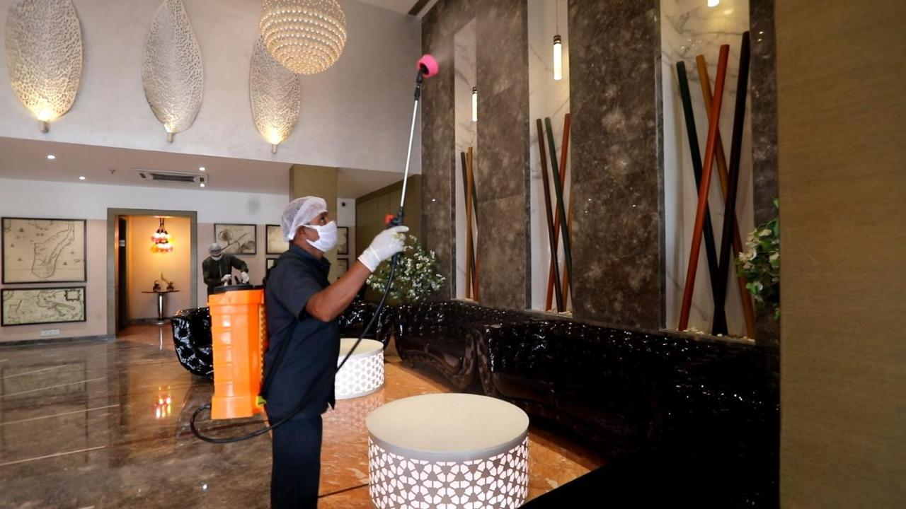ホテル The Imperial Grand ウッジャイン エクステリア 写真