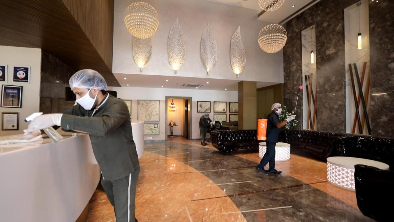 ホテル The Imperial Grand ウッジャイン エクステリア 写真
