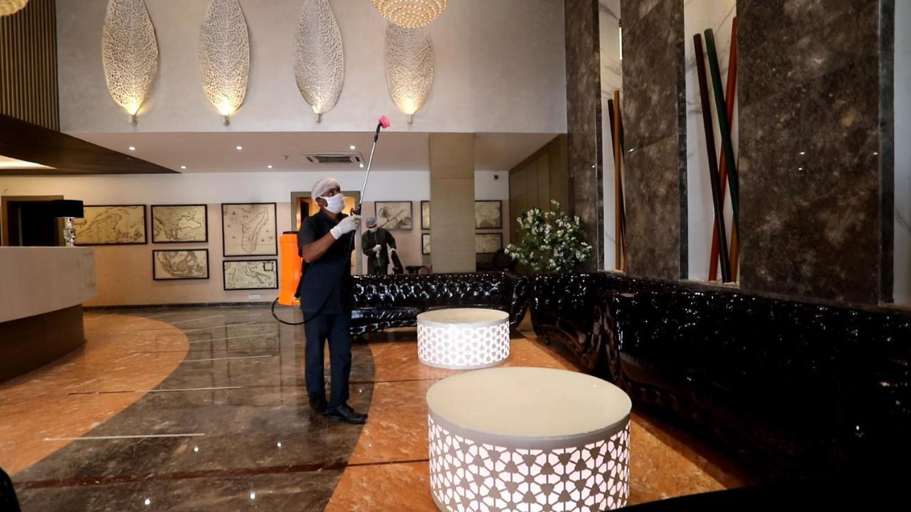 ホテル The Imperial Grand ウッジャイン エクステリア 写真